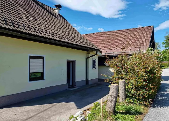 Lovely Apartment In Strau With Wifi photo